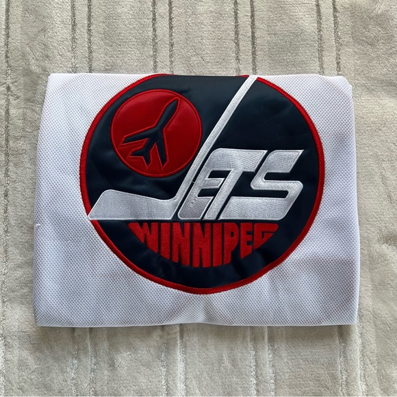 Dustin Byfuglien Winnipeg Jets Heritage Classic Jersey White Size Large - Picture 7 of 7